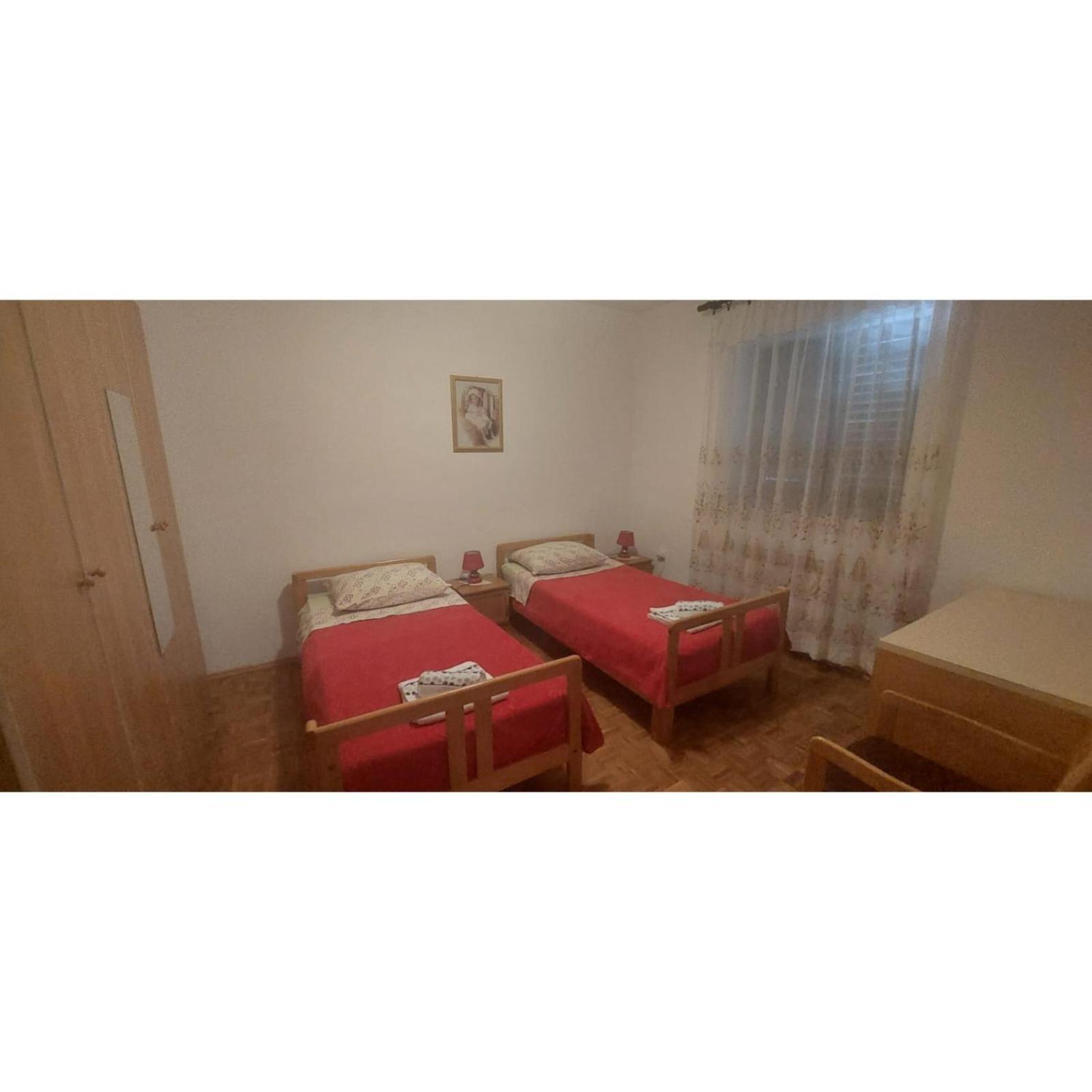 Apartman Dino Roc Bagian luar foto